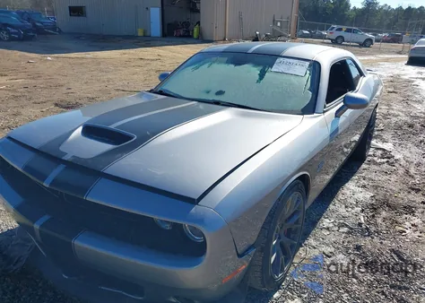 2016 Dodge Challenger Srt 392 из США, поврежденный, VIN 2C3CDZDJ5GH165903